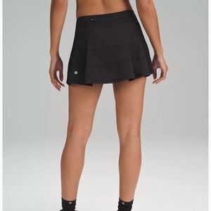 Lululemon Pace Rival Skirt (Black, 8)